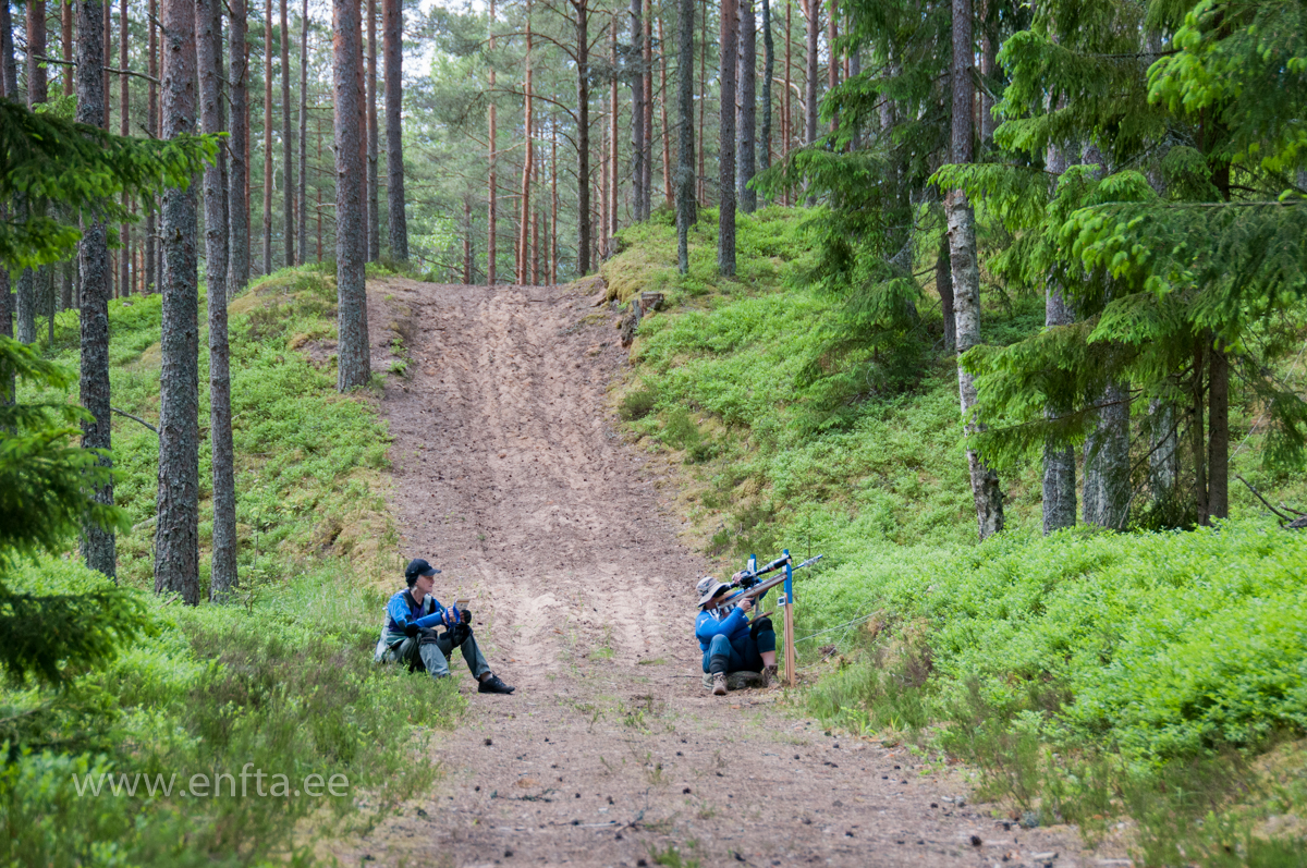 013 Ingrid Reinu ja Heli Jalakas